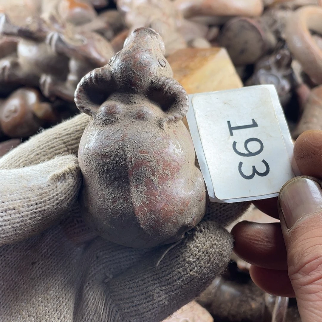 和田玉（糖玉）未镶嵌挂件