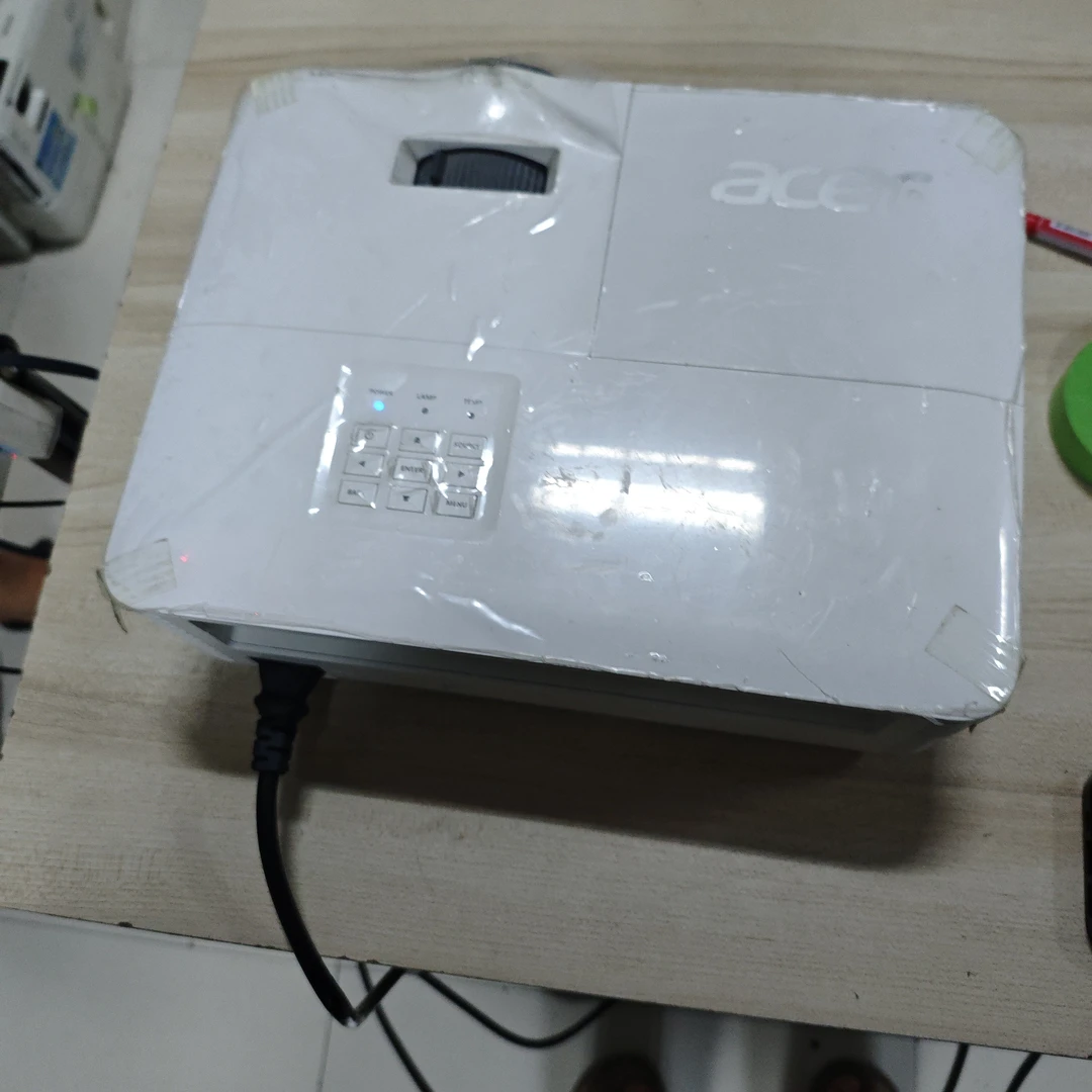 二手宏基投影仪运费到付