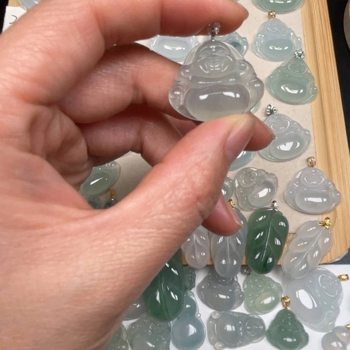 翡翠未镶嵌吊坠(不含链)翡翠