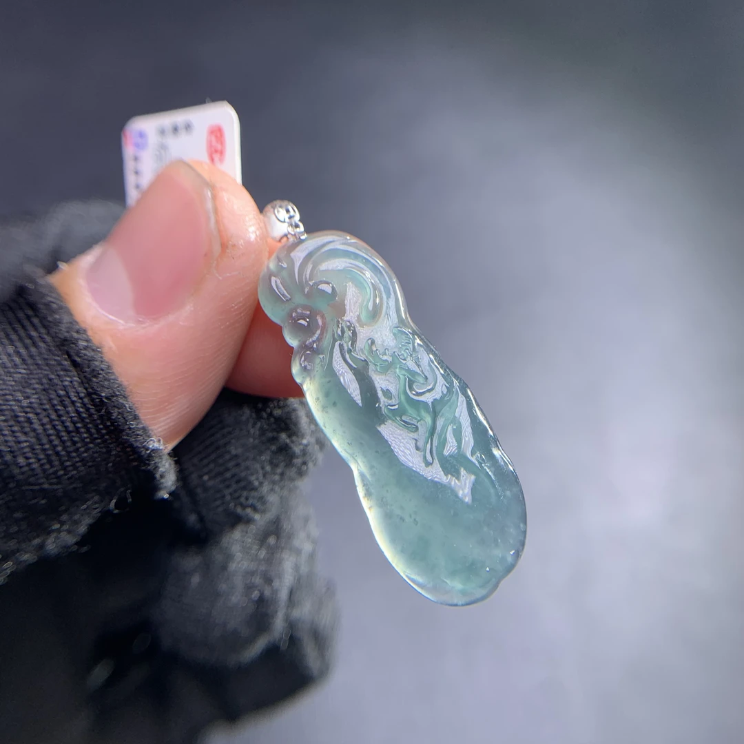 天然A货翡翠18K金镶嵌小鹿牌6238时尚气质女款吊坠挂坠精雕高冰种