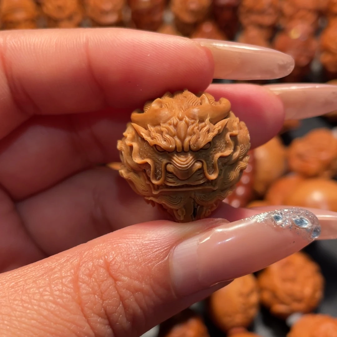 【闪购商品】手串/手链橄榄核屿*龙三通
