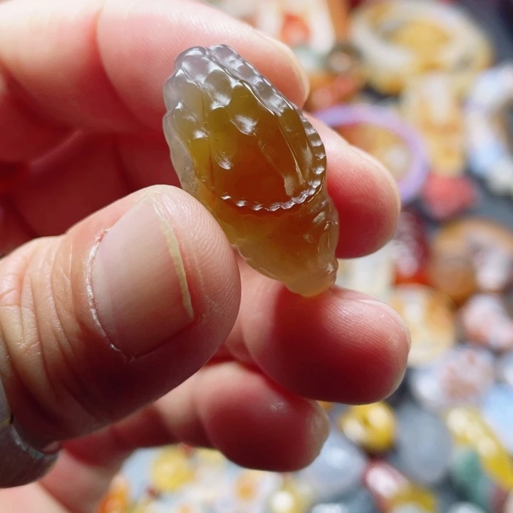 玛瑙/玉髓未镶嵌颈饰