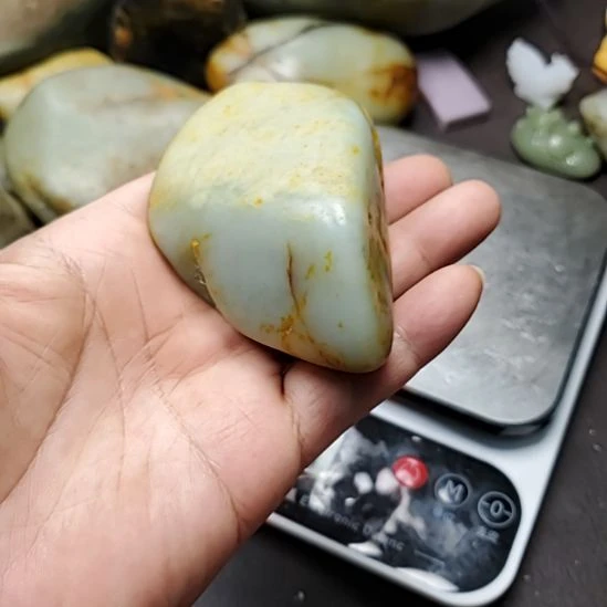 和田玉（糖玉）未镶嵌挂件