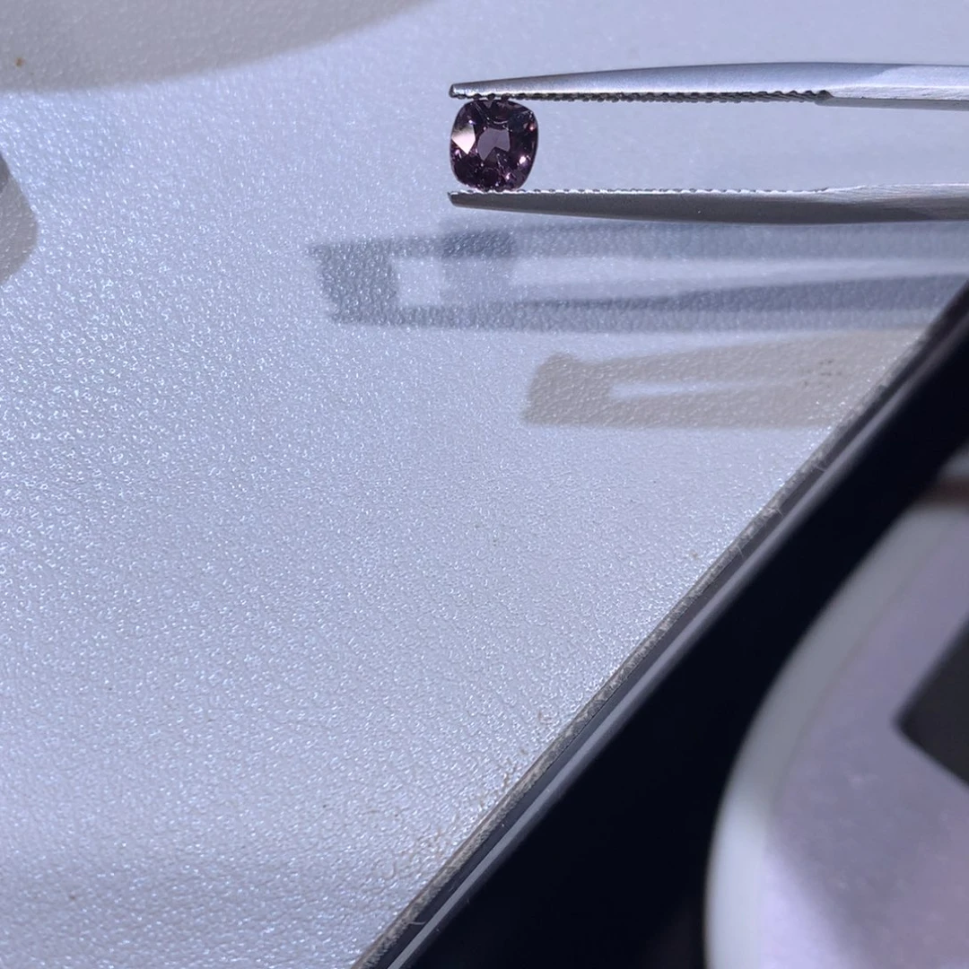 尖晶石裸石0.8克拉