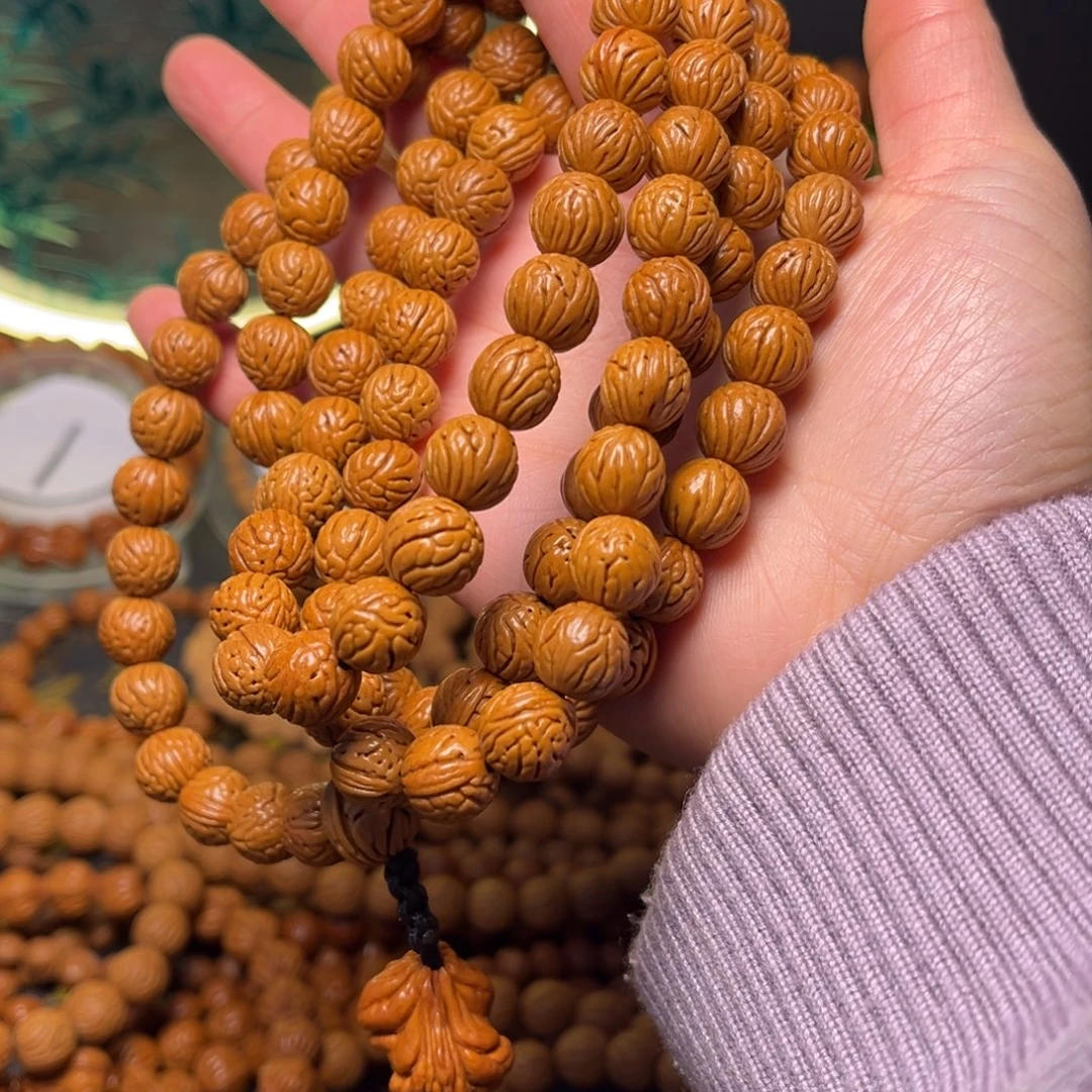 用***8核桃脖挂桃核11111