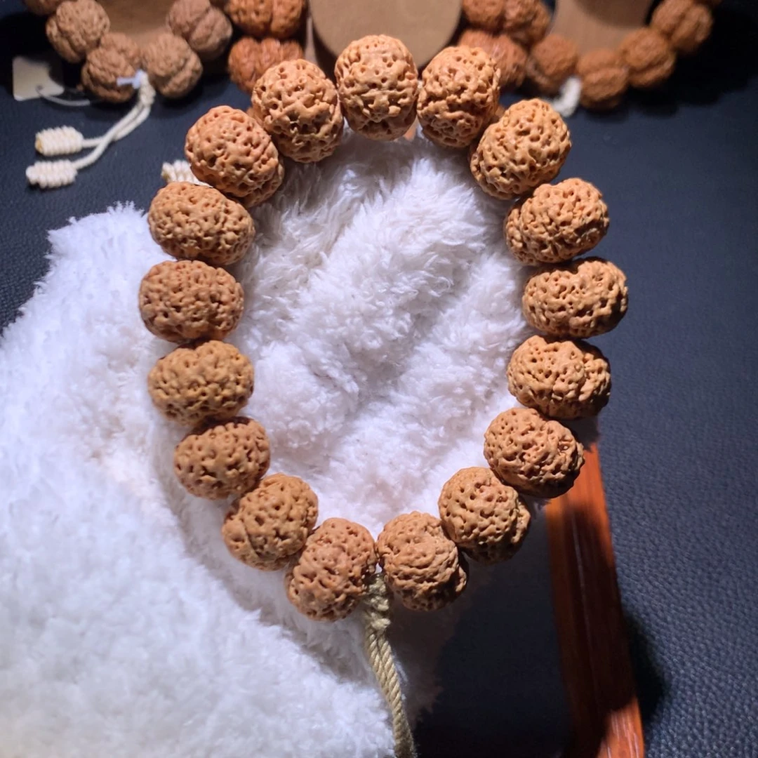 手串金刚菩提20蜂窝双龙