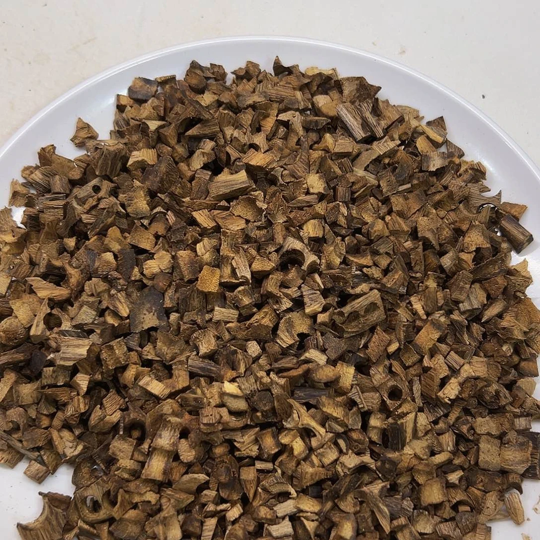 沉香沉香碎屑乌身圆叶钻珠碎料102克