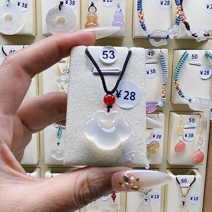 玛瑙/玉髓颈饰未镶嵌