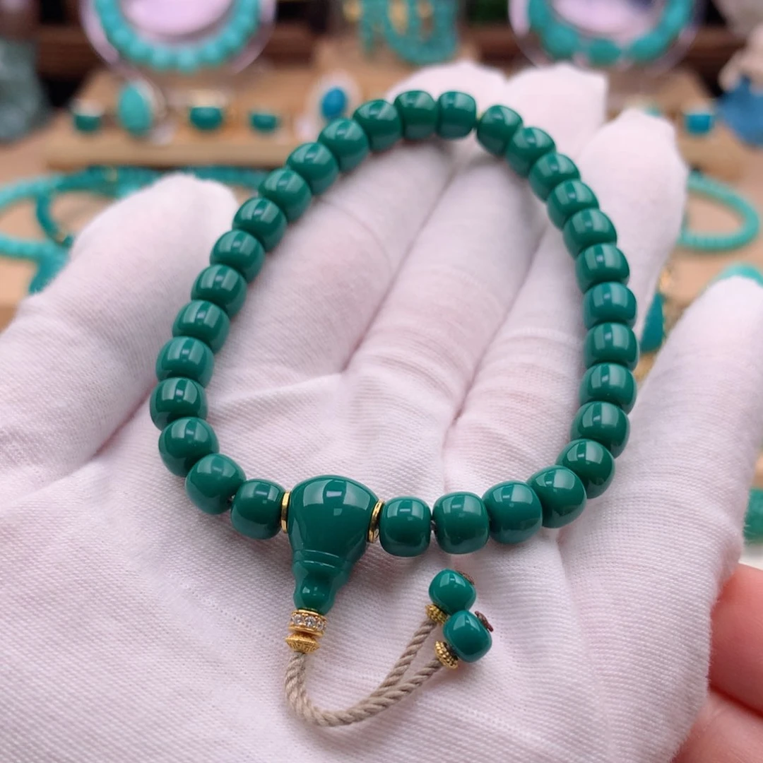 绿松石珠宝奇石未镶嵌7mm手持