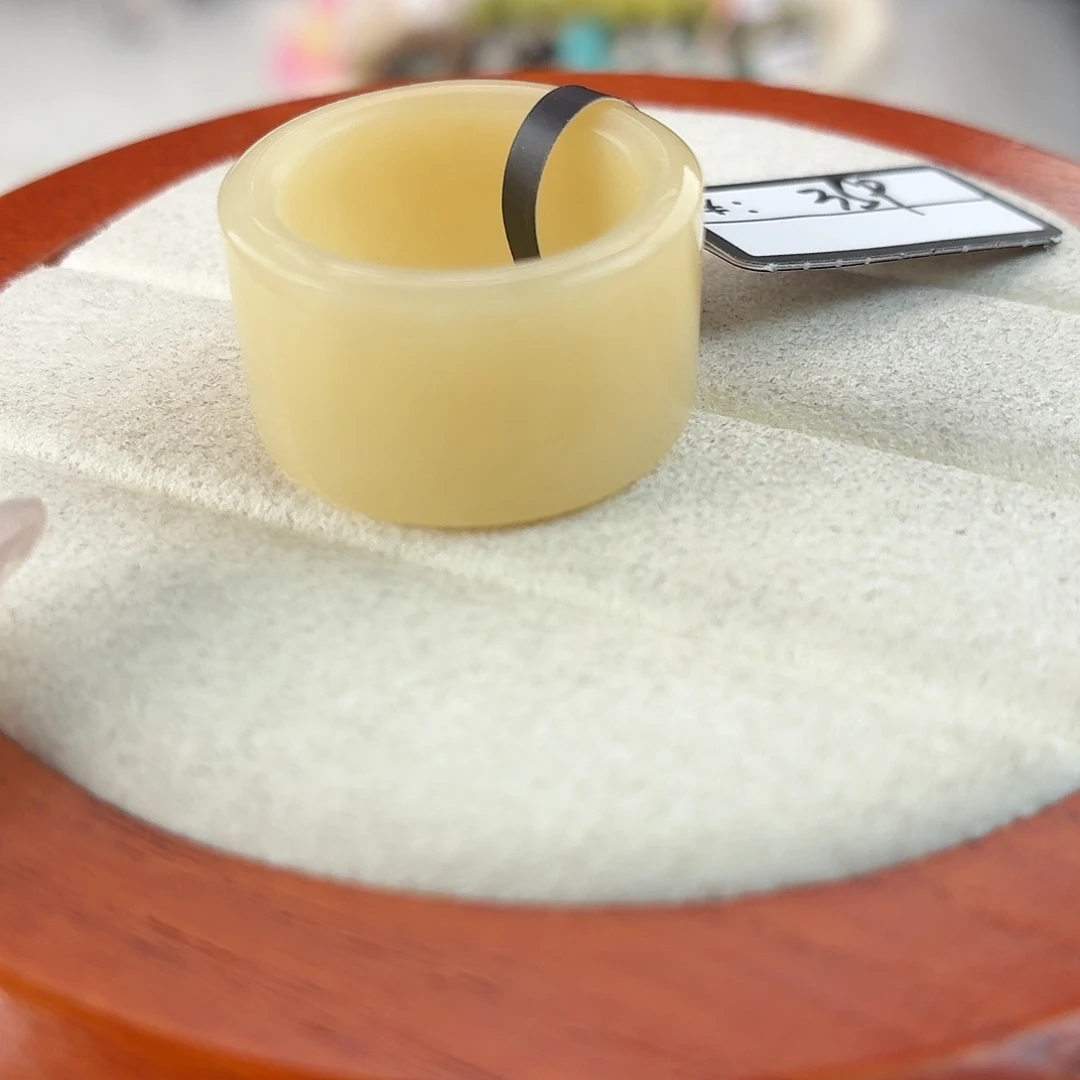 和田玉未镶嵌戒指r82金山糖圆切17.2