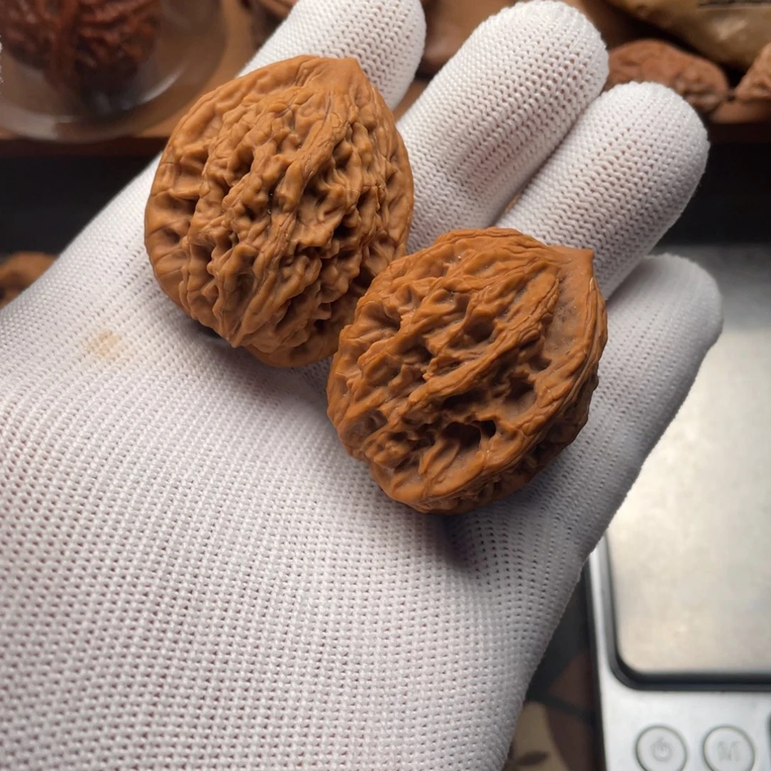 文玩核桃吊坠蓟县虎头