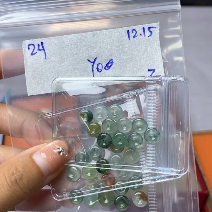 莹***人定制翡翠未镶嵌不退