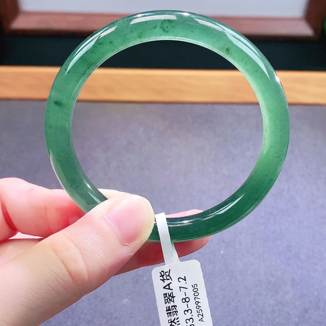 未镶嵌手镯翡翠天然翡翠