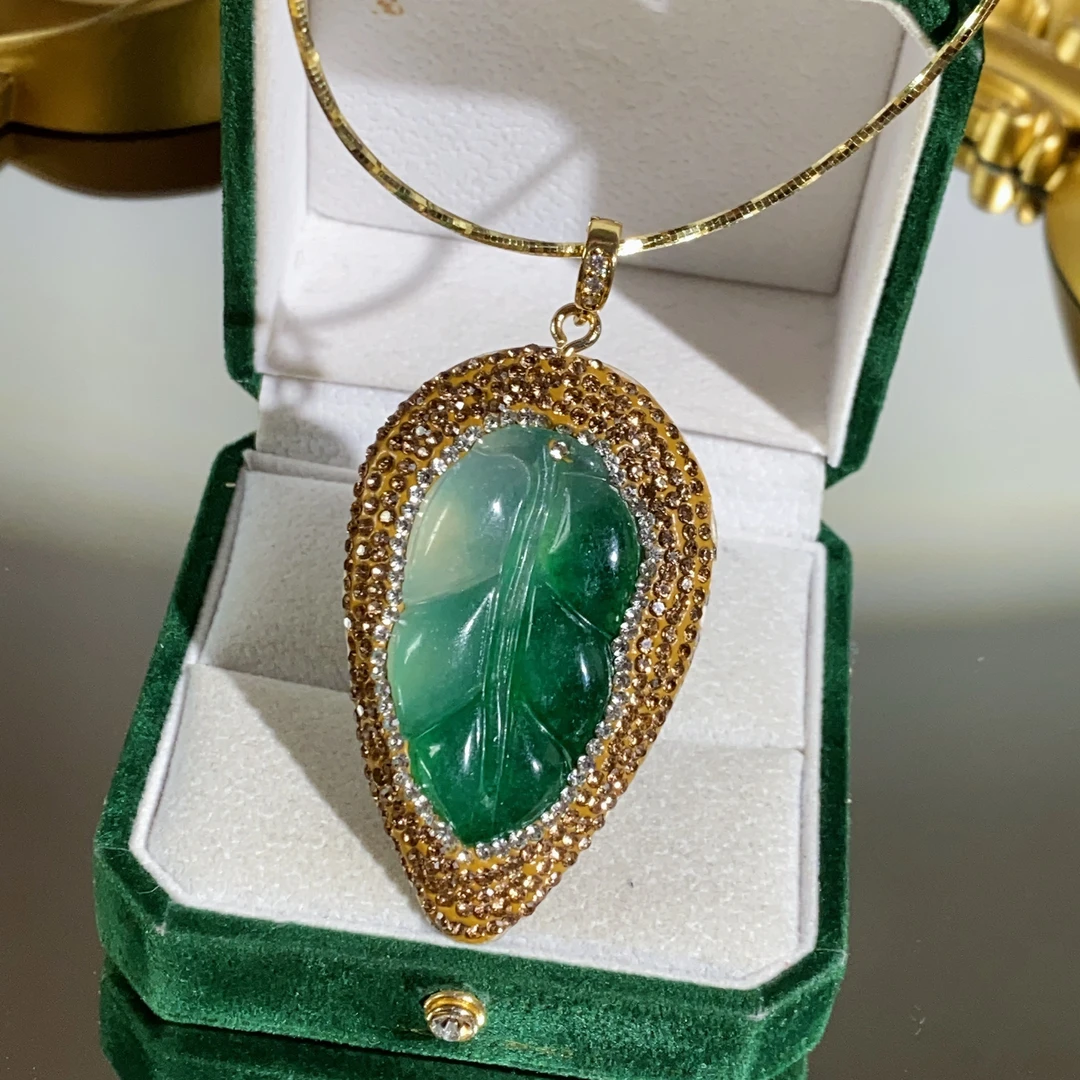 铜合金合成锆石吊坠 TTSD 飘绿mn 叶子吊坠 3428