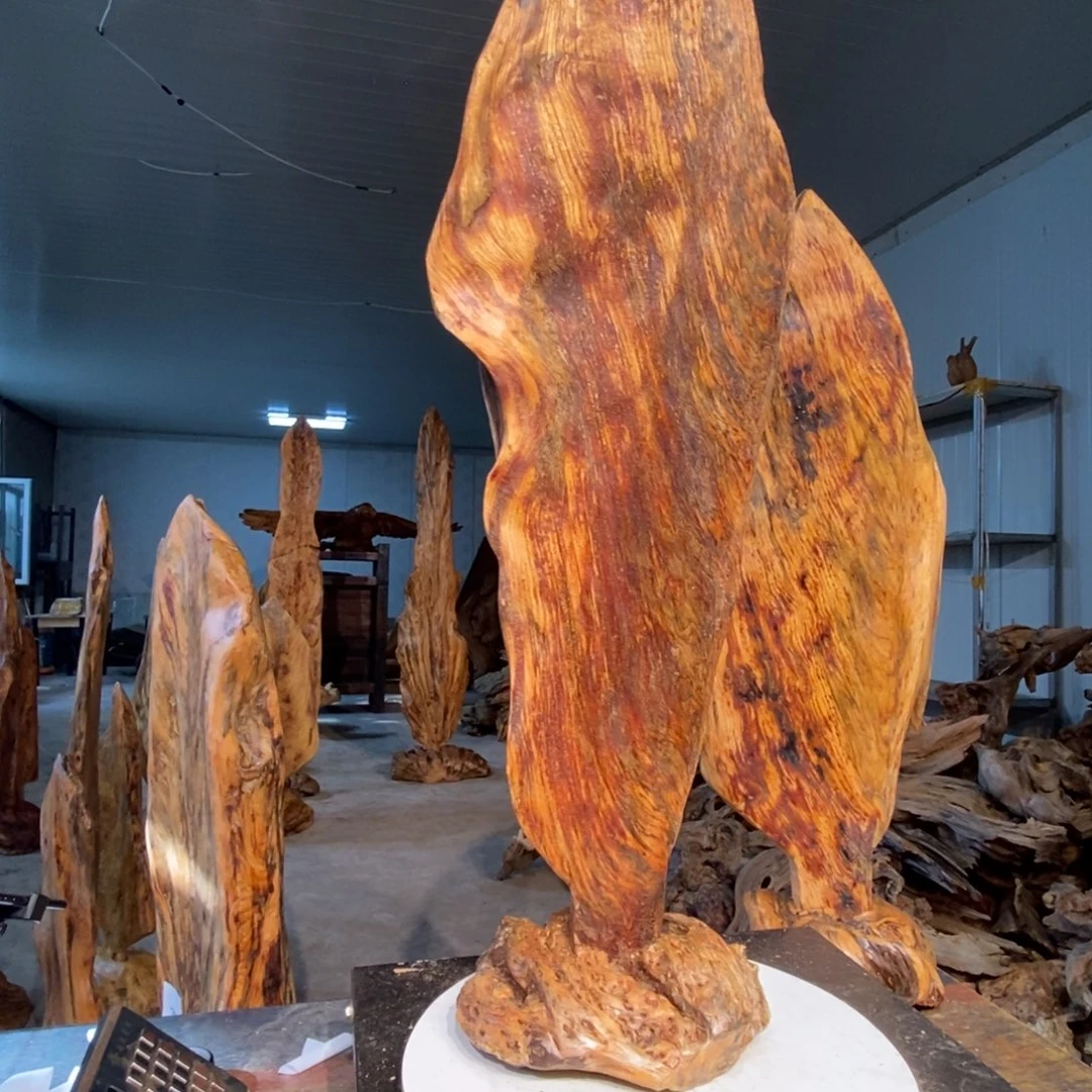 汪***强木琥珀木，自然风格根雕24