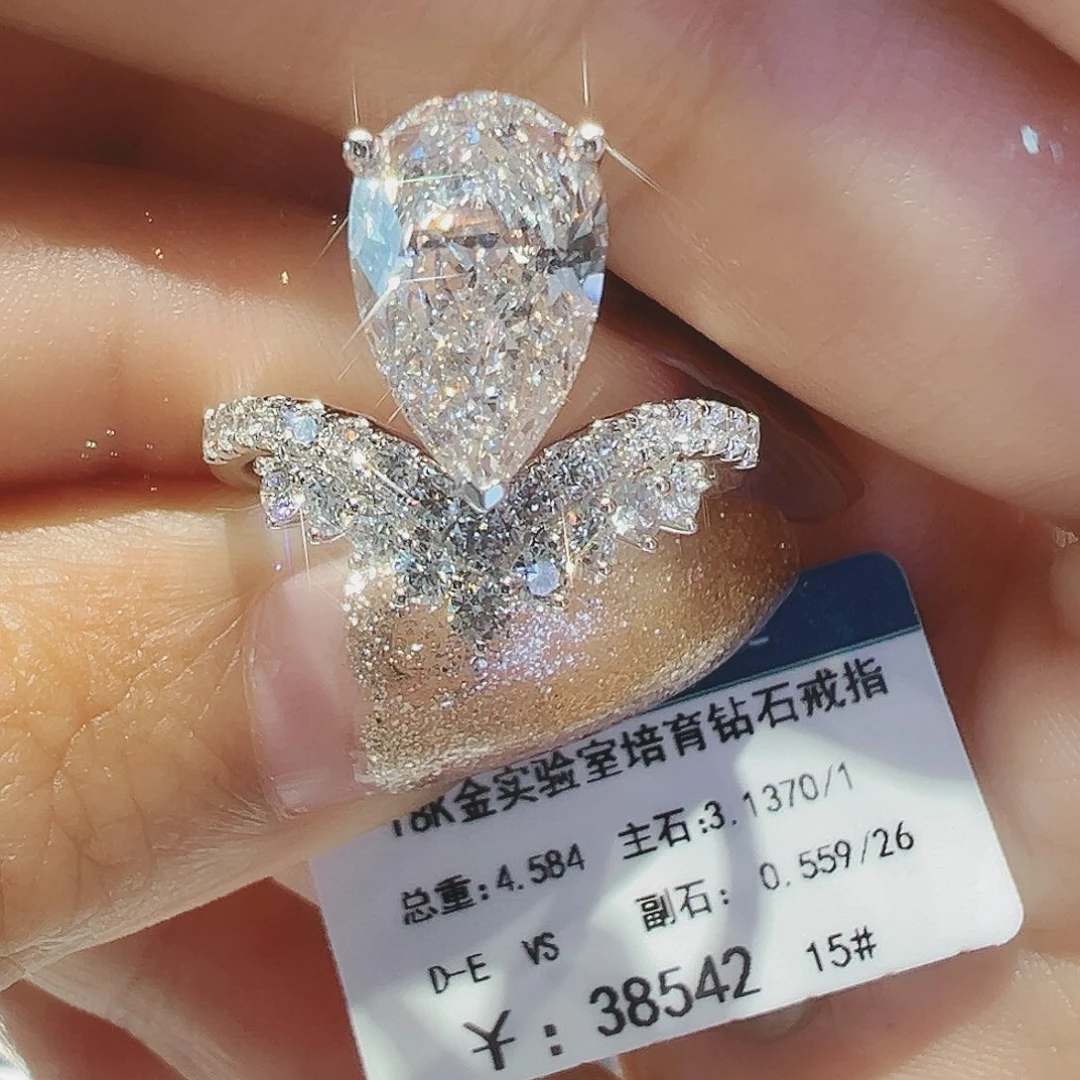 实验室培育钻石18K金镶嵌3.137ct15