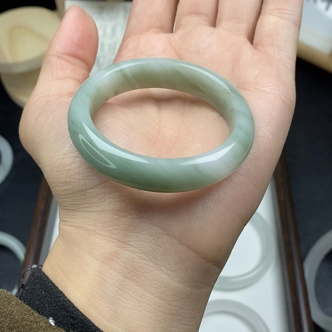 石英质玉未镶嵌手镯50圈口