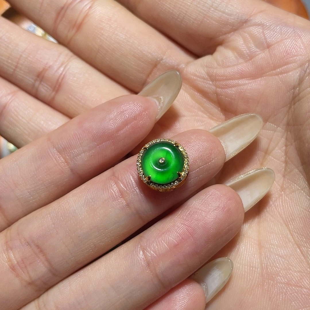 翡翠18K金镶嵌吊坠(不含链)