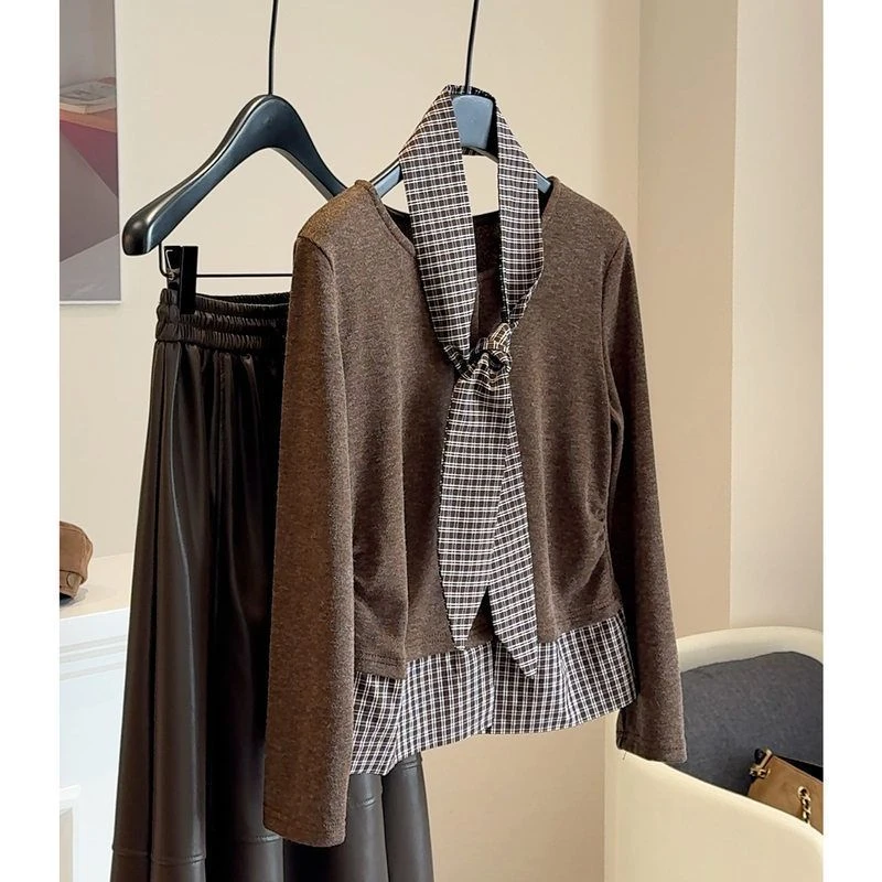 小新时尚长袖女士显瘦2025格纹正肩假两件春秋季内色拼接撞t恤上