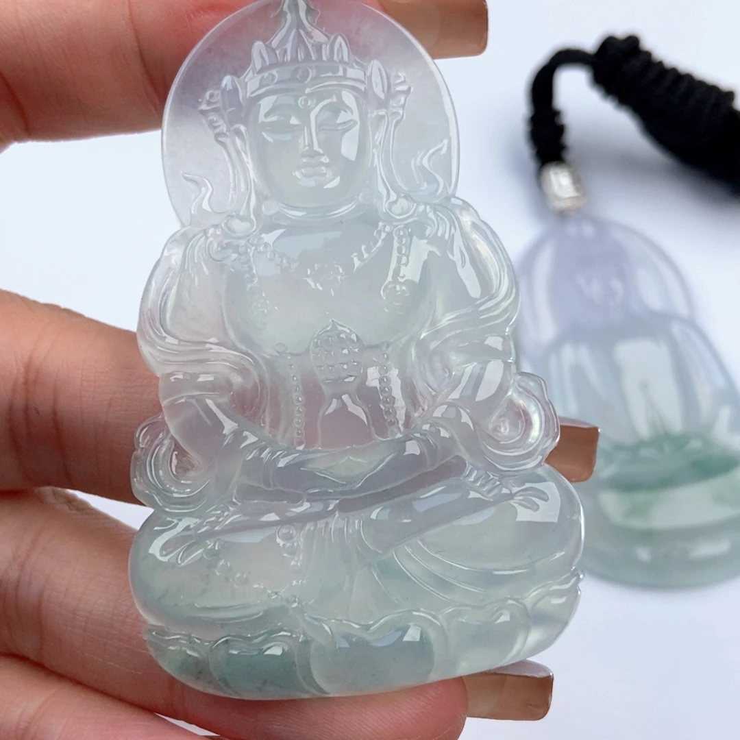翡翠未镶嵌颈饰度母