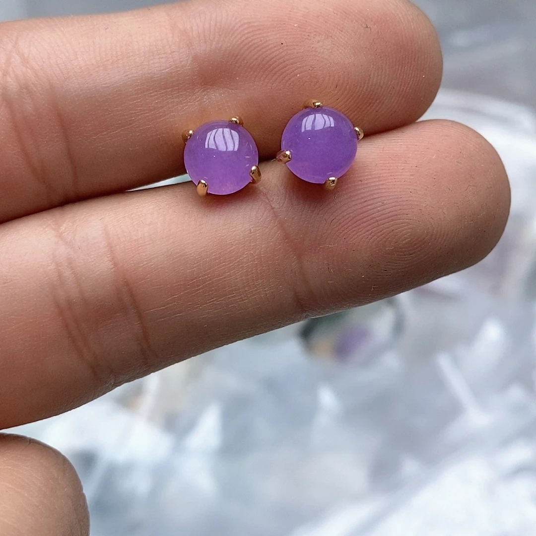 只买单纯的吊坠，没带链子，属的性质。