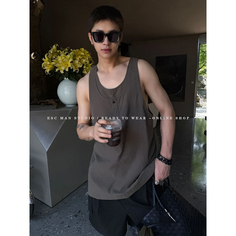 ESC MAN STUDIO/自制 分层式设计 高级感背心竖排扣桑蚕丝上衣
