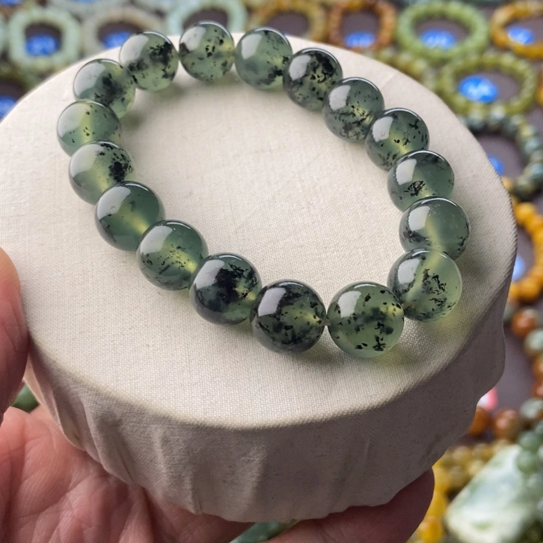 蛇纹石玉手串未镶嵌