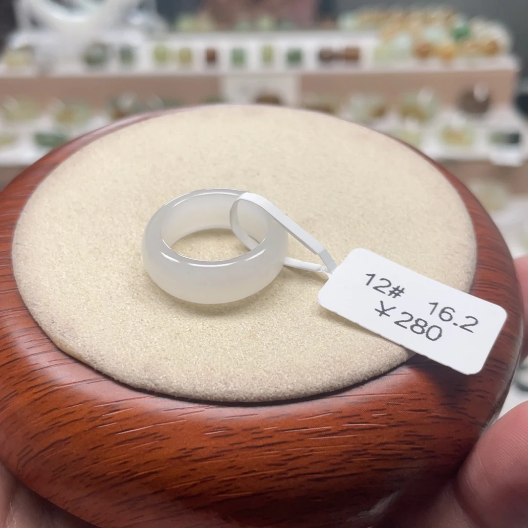 和田玉戒圈未镶嵌巧**°16.2