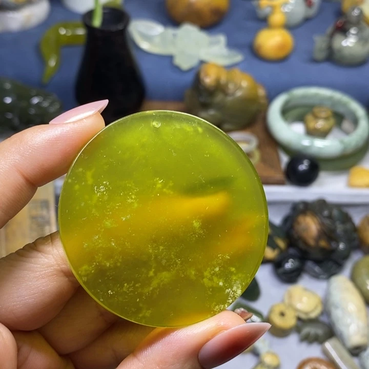 蛇纹石玉未镶嵌岫玉