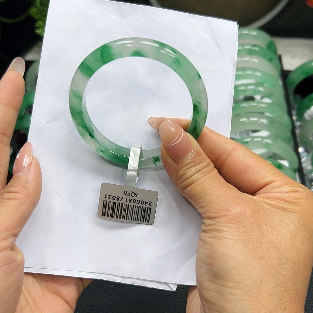 石英质玉手镯未镶嵌淼淼