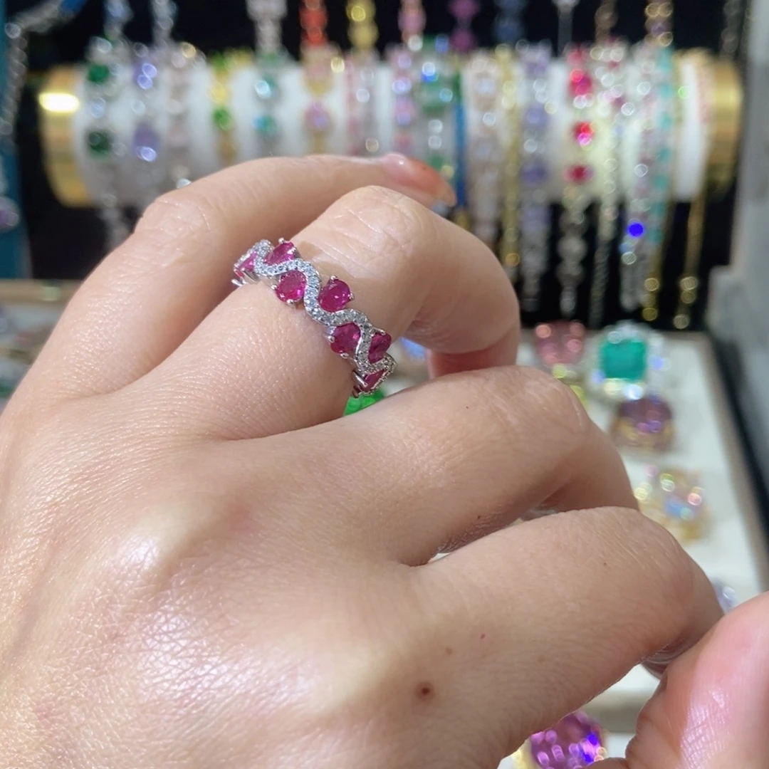 66锆石（处理）戒指