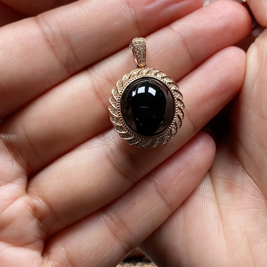 翡翠颈饰18K金镶嵌墨翠