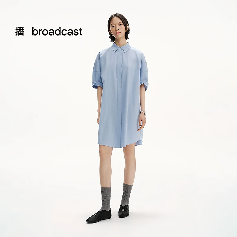 播25年春夏播时髦外翻领连衣裙DDS2LD5125