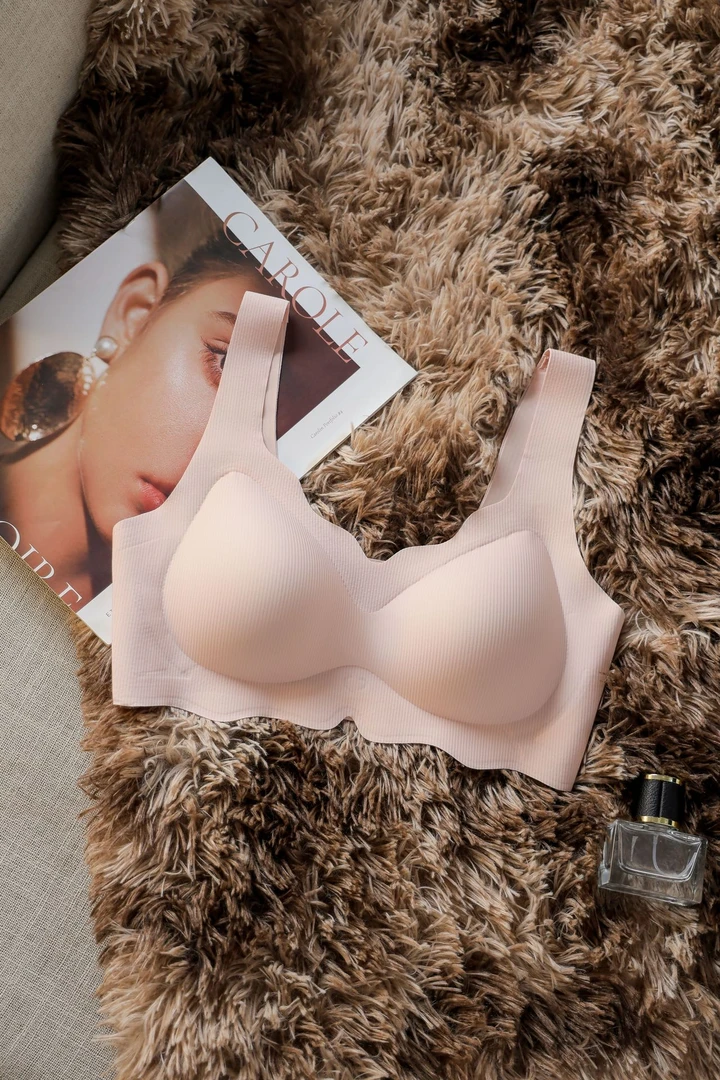 防外扩聚拢文胸女士bra无痕美背舒适上托夏季调整型背心少女内衣