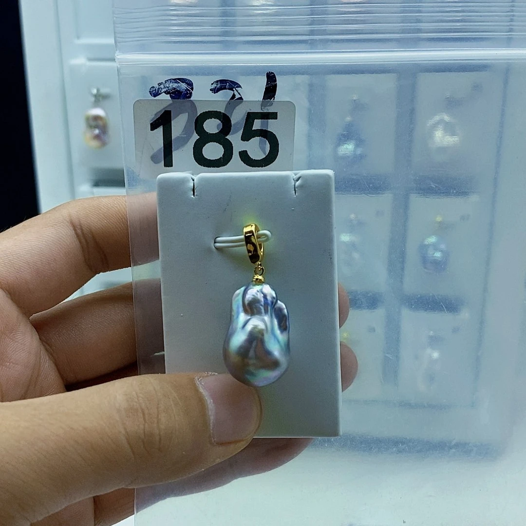 淡水珍珠合金颈饰