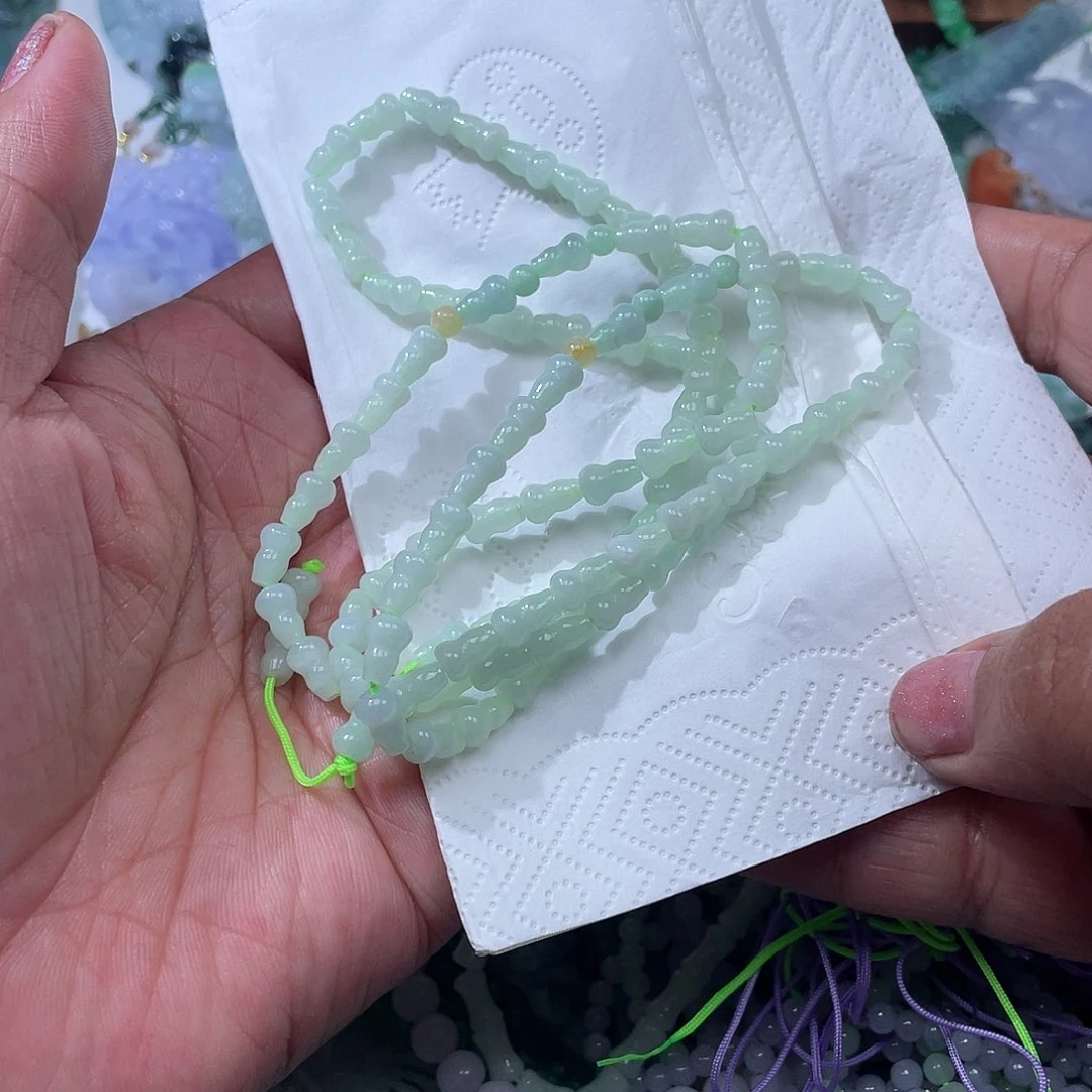 颈饰未镶嵌翡翠莲*翡玉缘翡翠