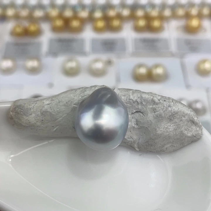 未镶嵌海水珍珠颈饰澳白蓝血巴洛克13.9mm