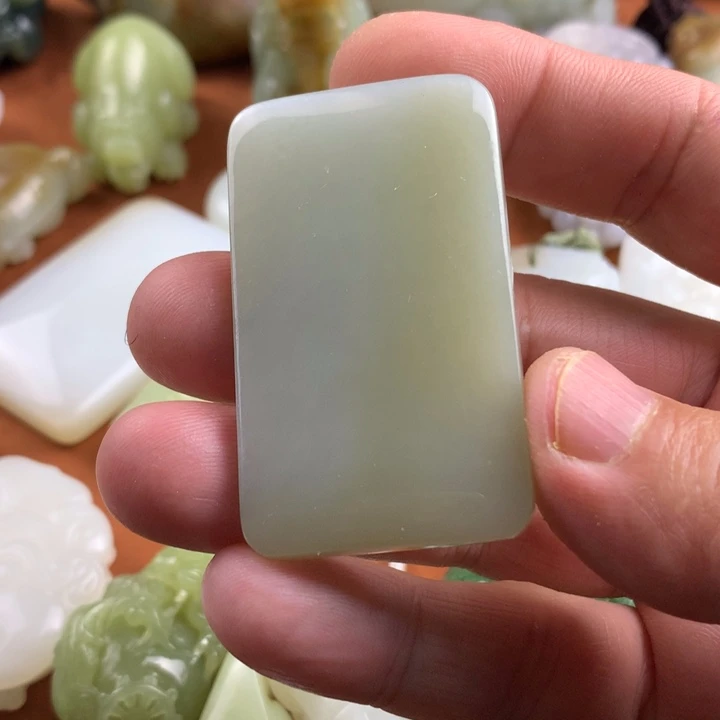 未镶嵌和田玉挂件