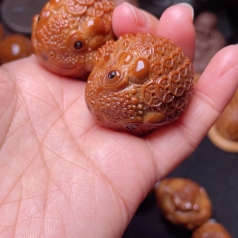 【闪购商品】手串/手链橄榄核37左右金币金蝉手球