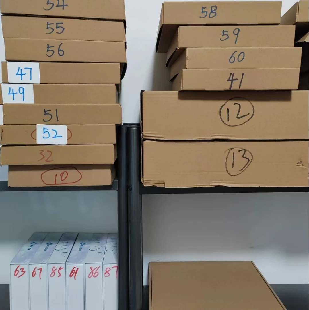 《79.9卡册箱》 选数字妹卡牌盲盒未成年人禁止下单