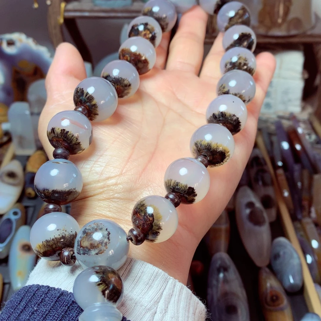 玛瑙/玉髓颈饰未镶嵌