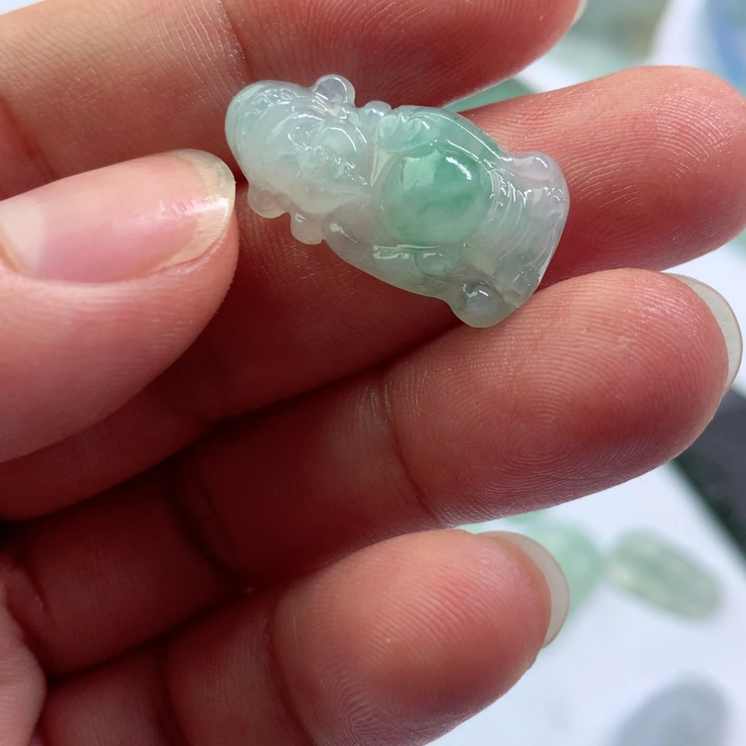 定制翡翠未镶嵌包工
