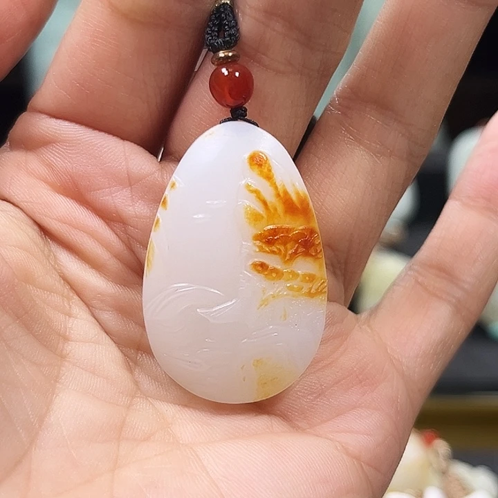 和田玉颈饰未镶嵌