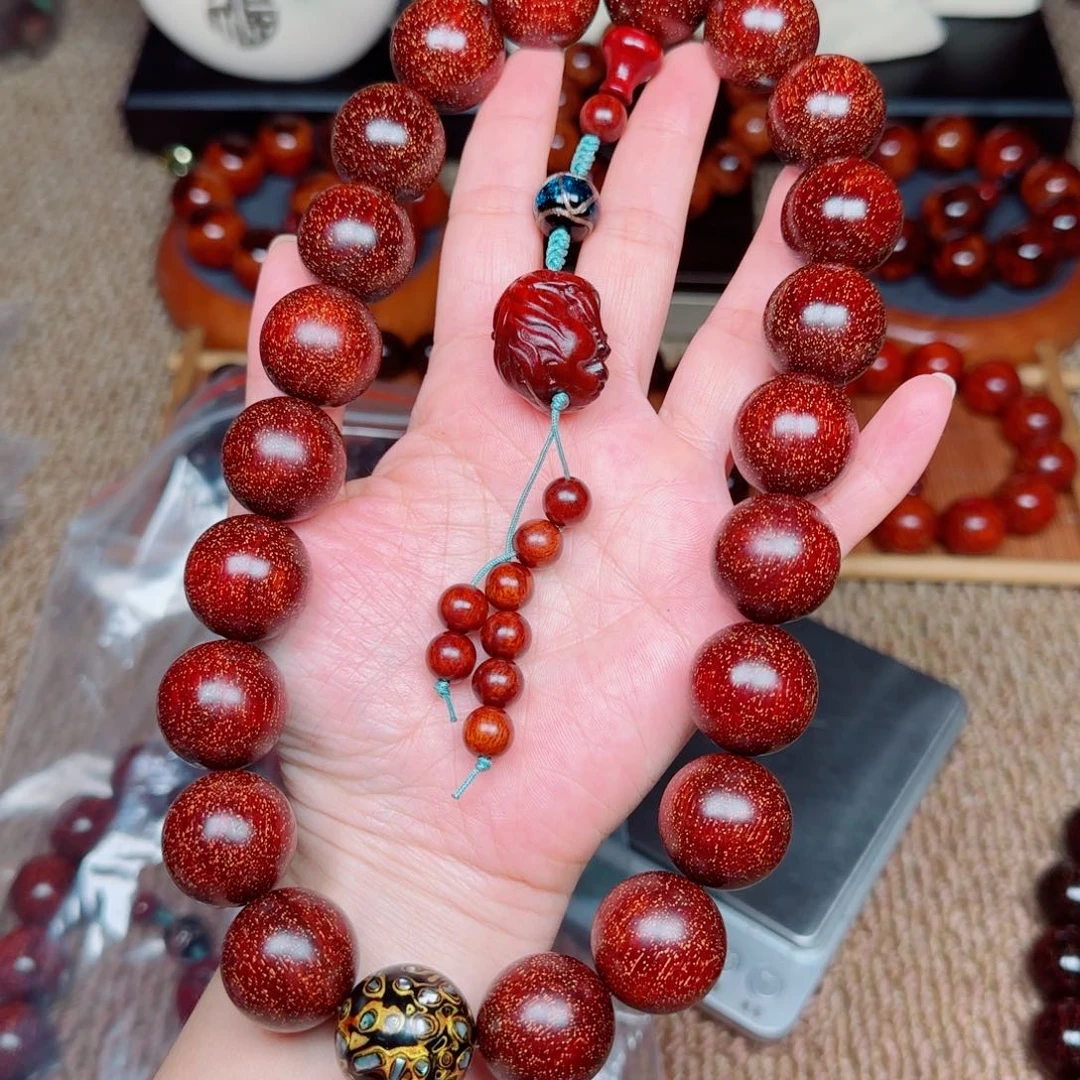 檀香紫檀（小叶紫檀）2.0手红