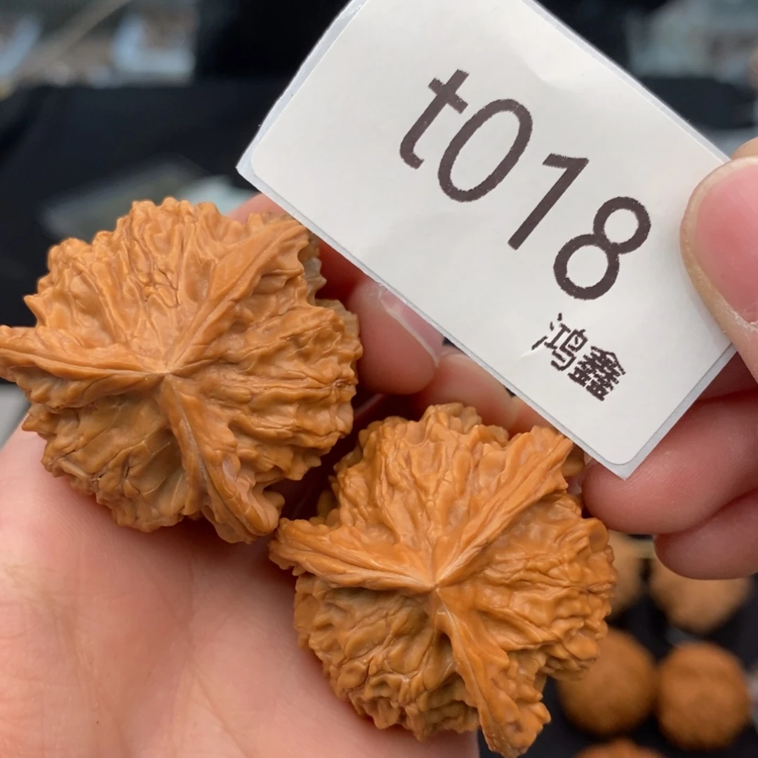 文玩核桃把件哦***.40盘山三棱