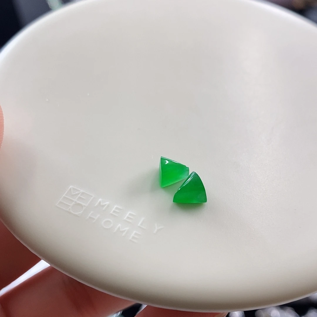 散珠翡翠浓阳绿切面