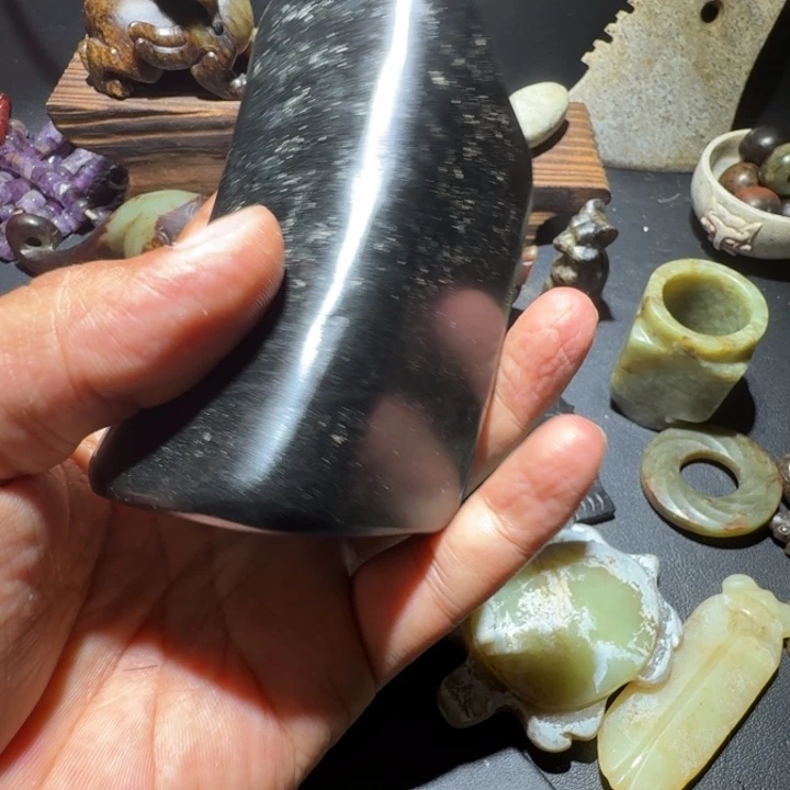 茶***箱未镶嵌手链和田玉（糖玉）