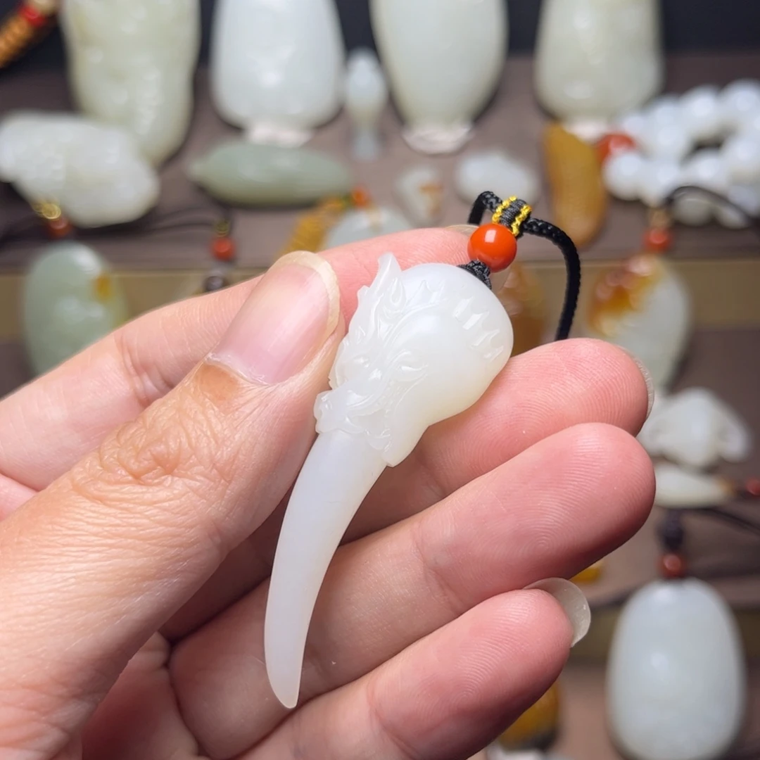 和田玉未镶嵌吊坠(不含链)