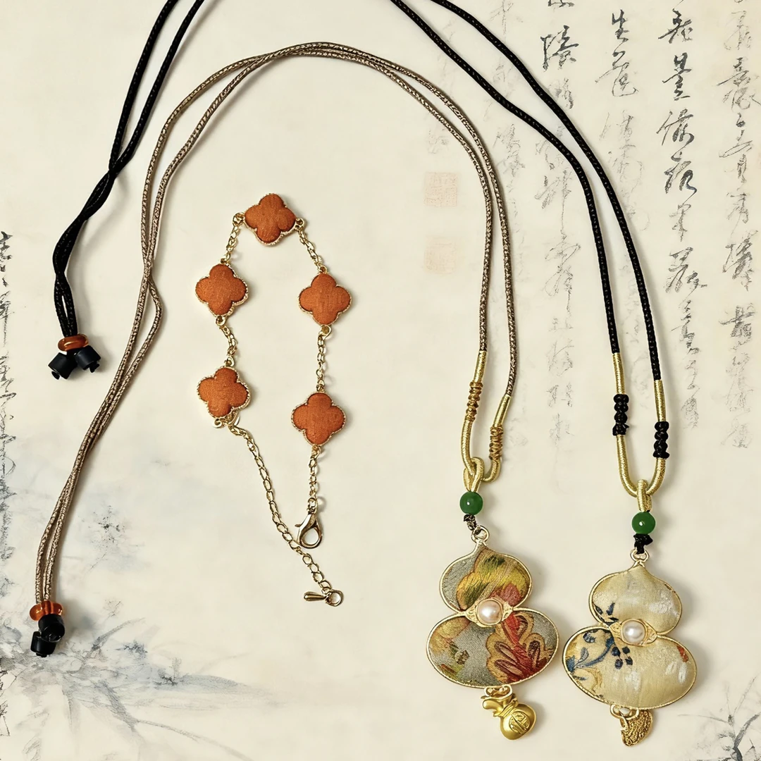 【配饰】手工宋锦饰品，随机发不挑！！！下单备注可许愿色系