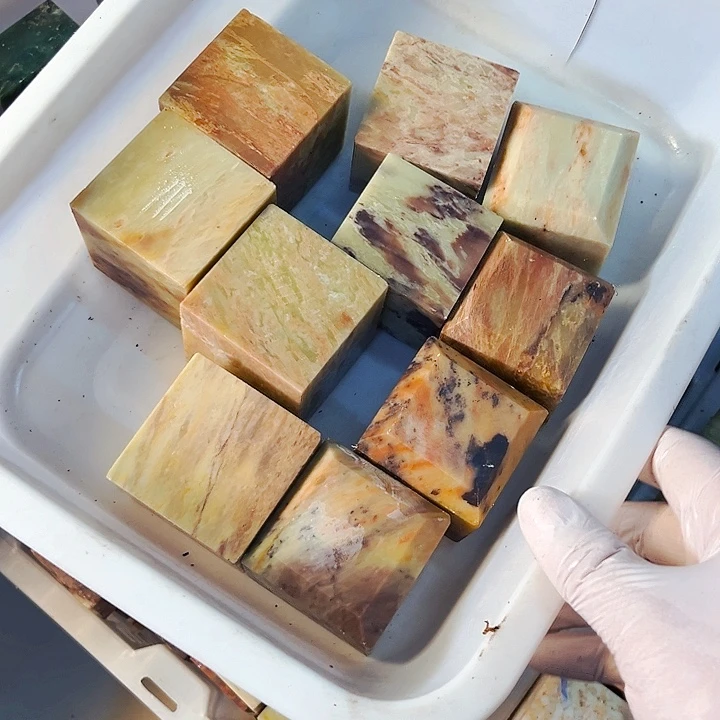 青田石印石嗯*今天我也很